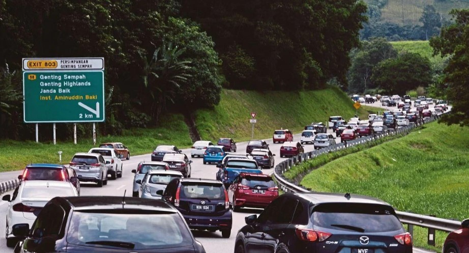 2.4 Juta Kenderaan Dijangka Pulang Ke Pantai Timur