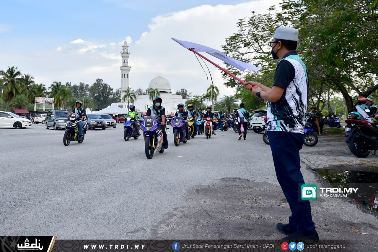 400 Anak Muda Berkonvoi Semarak Hari Arafah