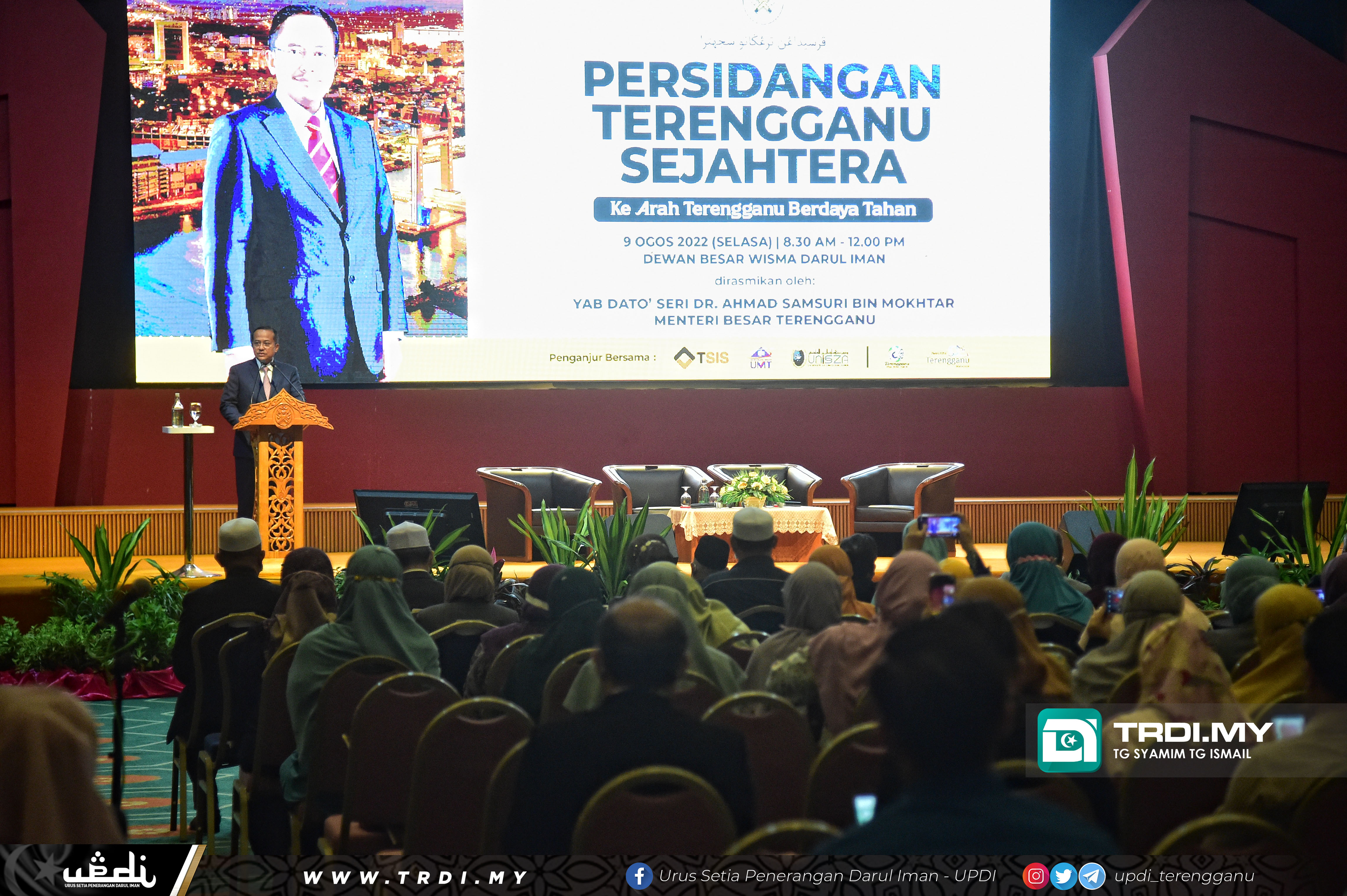 MB menghadiri Majlis Ucaptama dan Perasmian Persidangan Terengganu Sejahtera 'Ke Arah Terengganu Berdaya Tahan' di Dewan Besar, WDI.