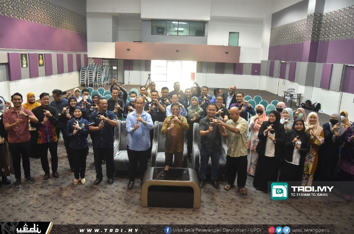 Orang Pekak Ajar OKU Baca Al-Quran