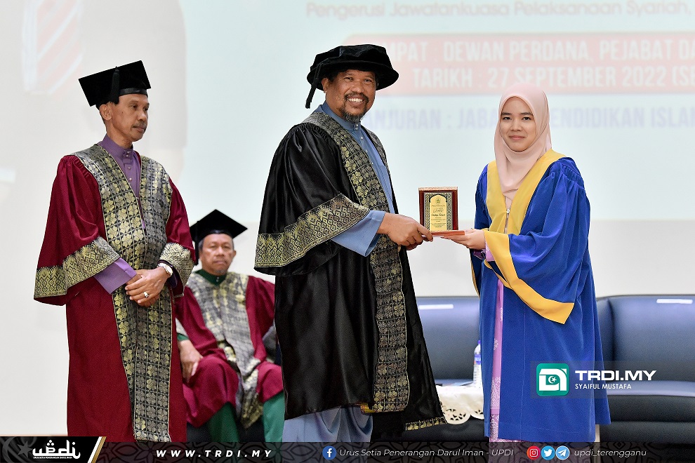 177 Pelajar SMA Tamat Hafazan 30 Juzuk