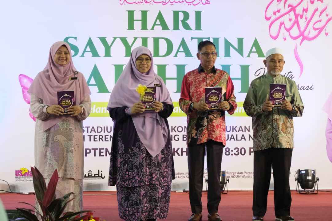 Dasar Wanita Perkasa Kaum Hawa Dengan Ilmu