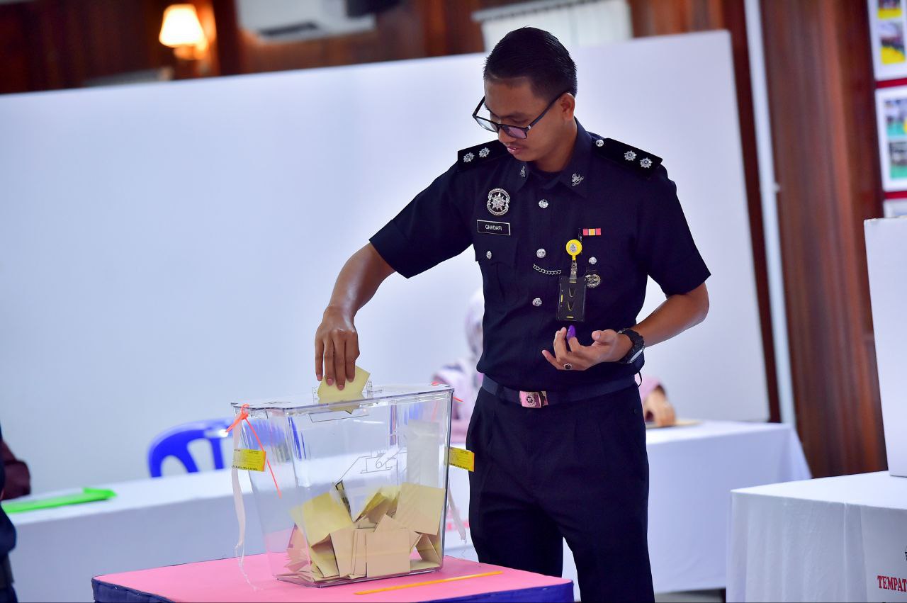 1,403 Pengundi Awal Mengundi Di IPK Terengganu