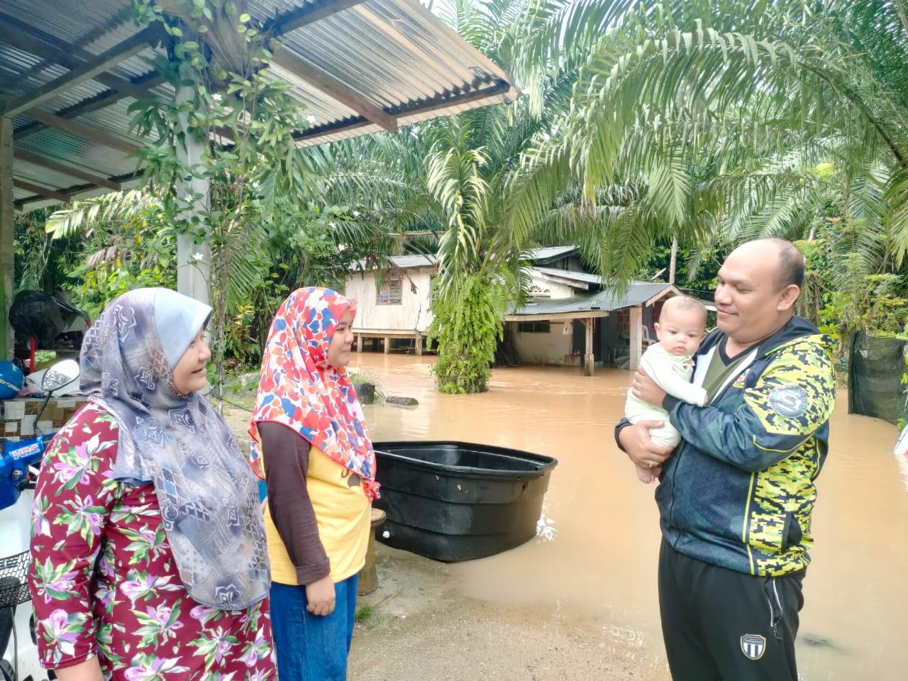 Rumah Pengasuh Hampir Dinaiki Air, Bapa Mula Risau Keselamatan Anak