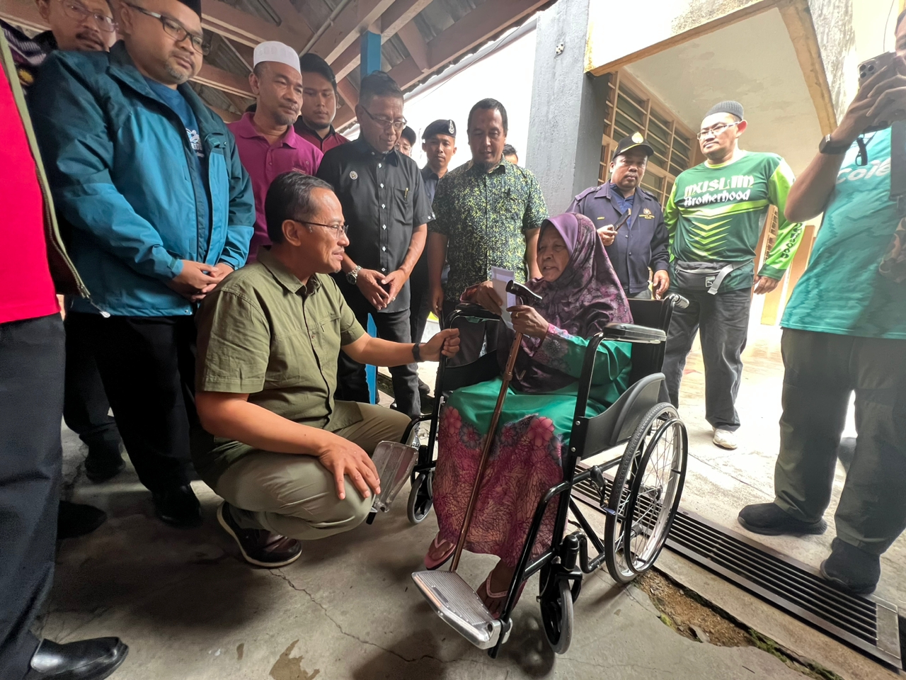 Bantuan RM10 Ribu, RM1,000 Untuk Mangsa Banjir Terengganu - MB