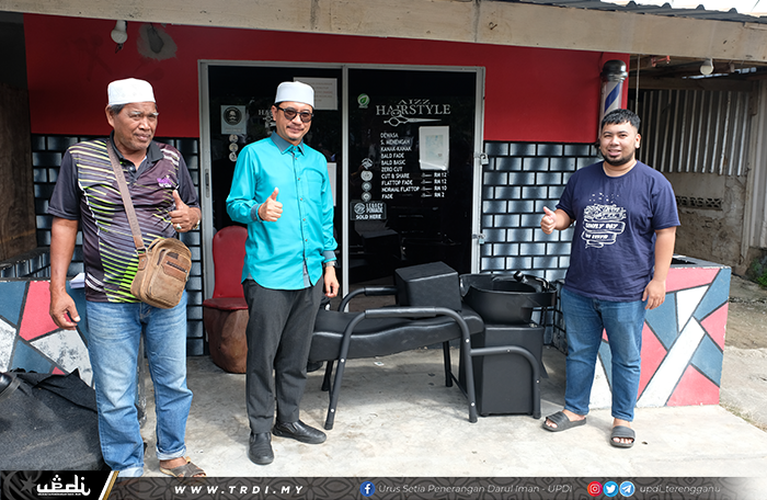 51 Usahawan Terima Dana PUTERA