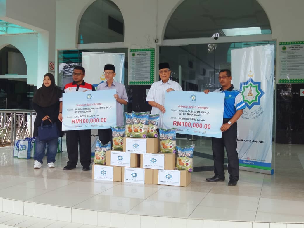 MAIS Sumbang RM200 Ribu Bantu Mangsa Banjir Di Terengganu Dan Kelantan