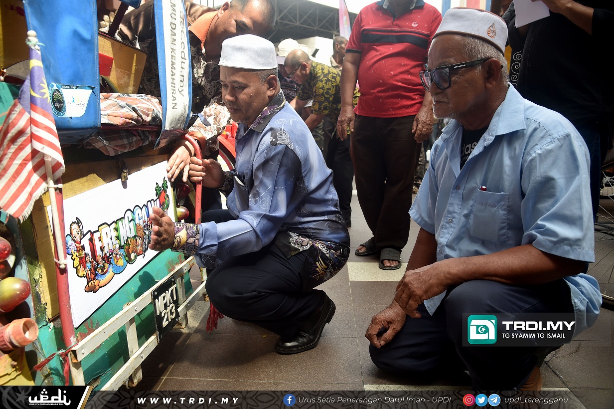 RM51,600 Untuk Pengayuh Beca, Pemandu Bot Penambang