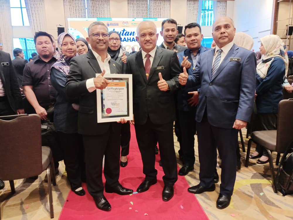 Kuala Berang Diiktiraf Antara Lima Bandar Komuniti Bahagia Terbaik