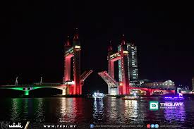 Jambatan Angkat Bergelap Sejam Sahut Kempen 'Earth Hour'