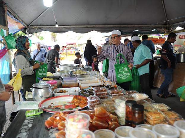 10,000 Kunjungi 218 Gerai Bazar Setiap Hari