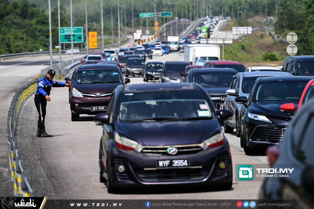 Aliran Trafik Di Plaza Tol Kuala Terengganu Terkawal