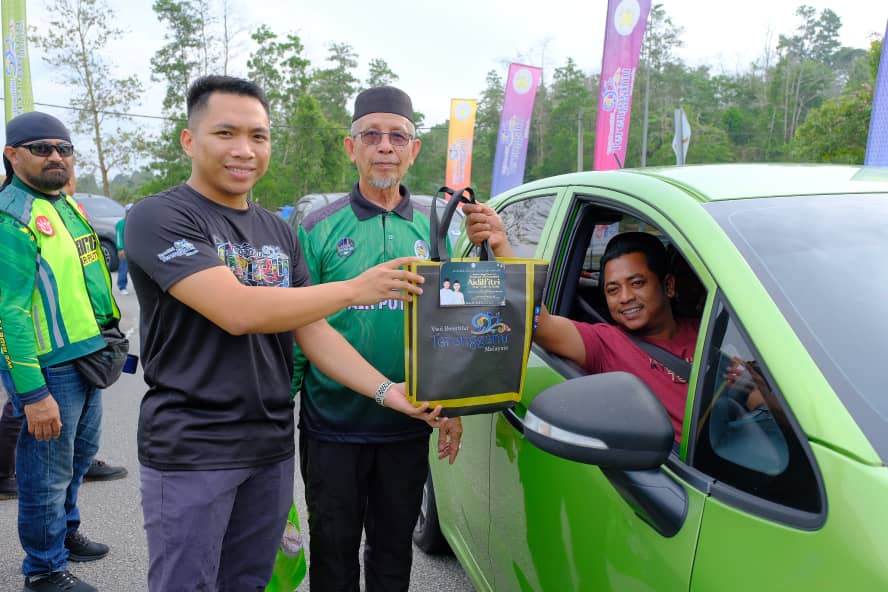 Lemang Percuma Sambut Kepulangan Perantau