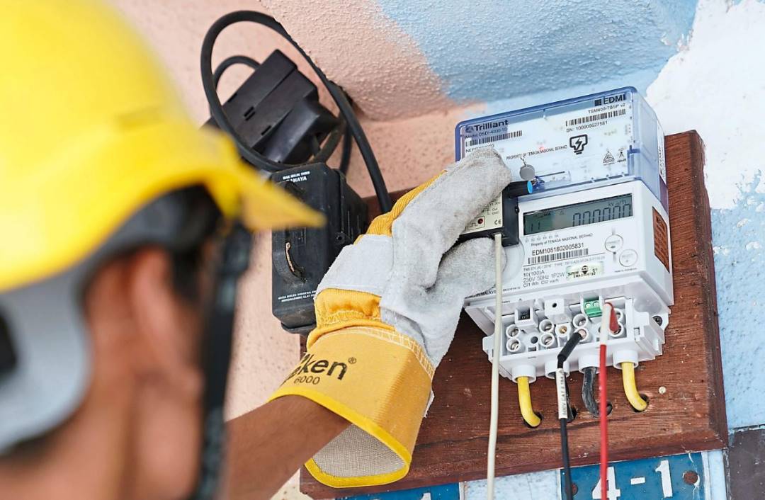 Tips Guna Elektrik Berhemah Semasa Cuaca Panas