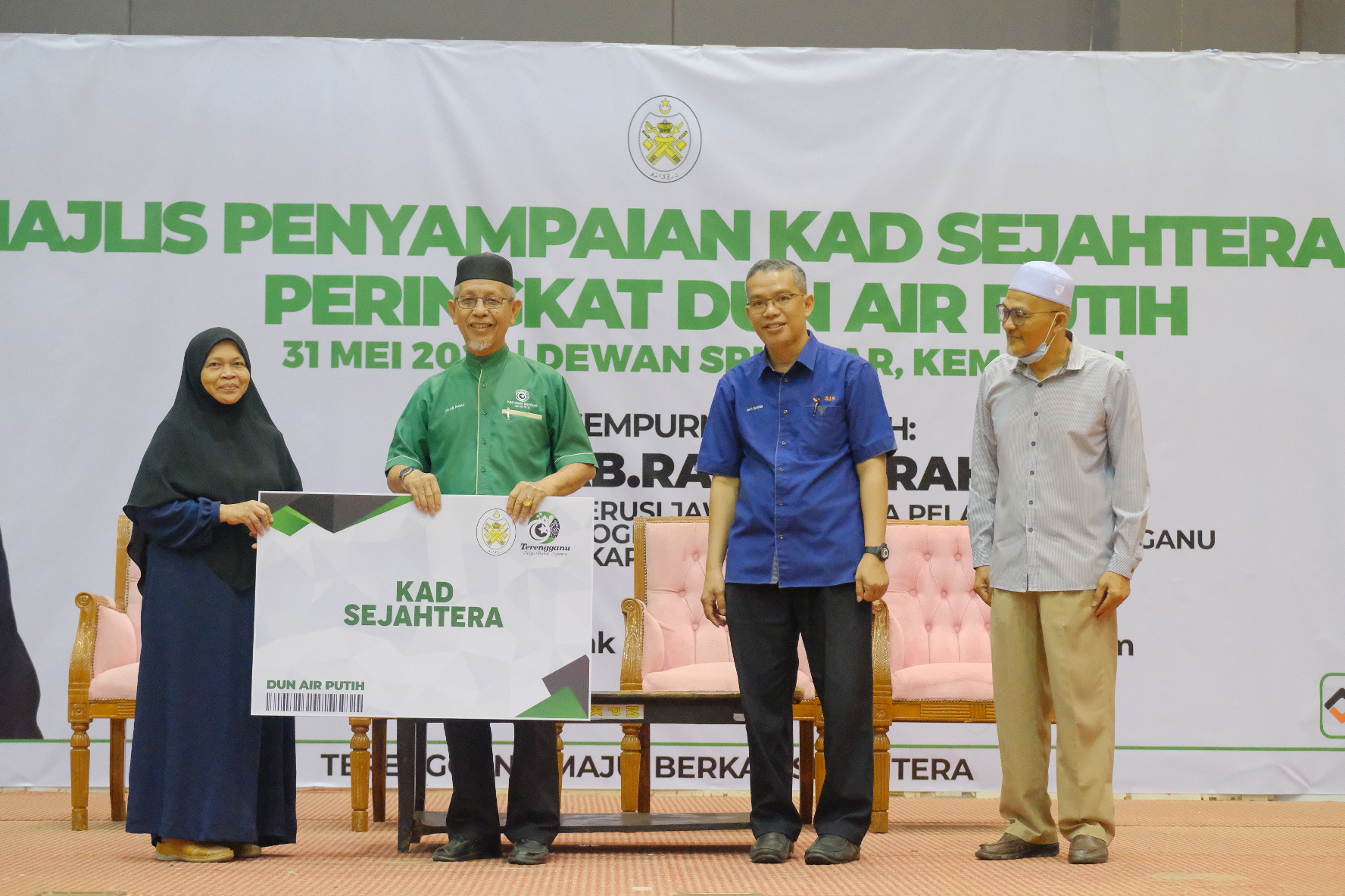 440 Warga Emas Terima Kad Rawatan Kesihatan Percuma