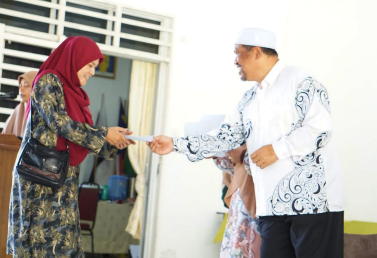 400 Orang Ibu Tunggal Terima Baucer Barang Harian