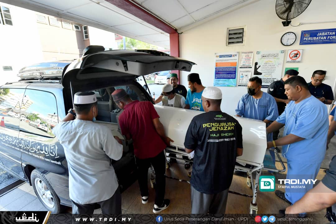 Tujuh Van Jenazah Bawa Pulang Jenazah Tragedi Kepala Air