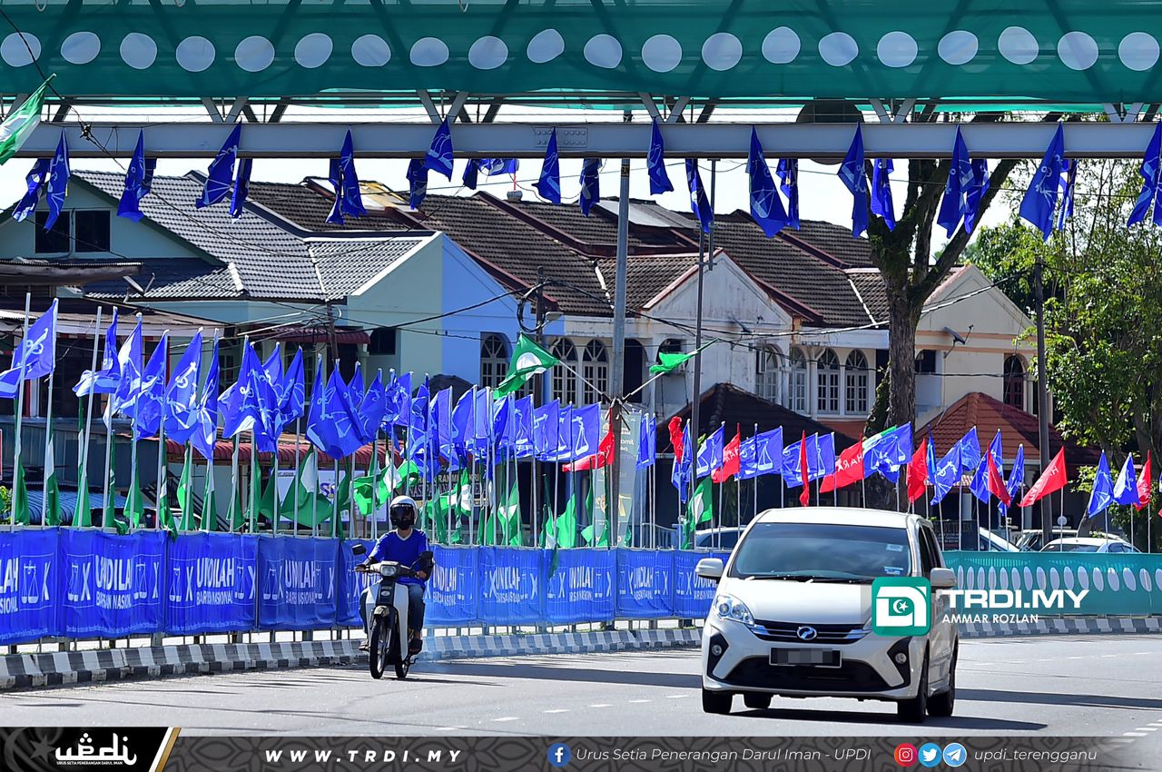 Elak Pasang Bendera di Tempat Undang Bahaya