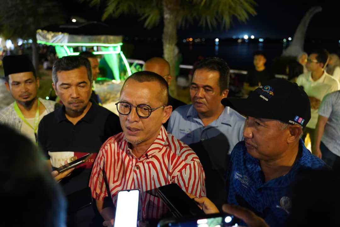 Bot Penambang Solar Kejutan Baru Pengunjung ke Payang Walk