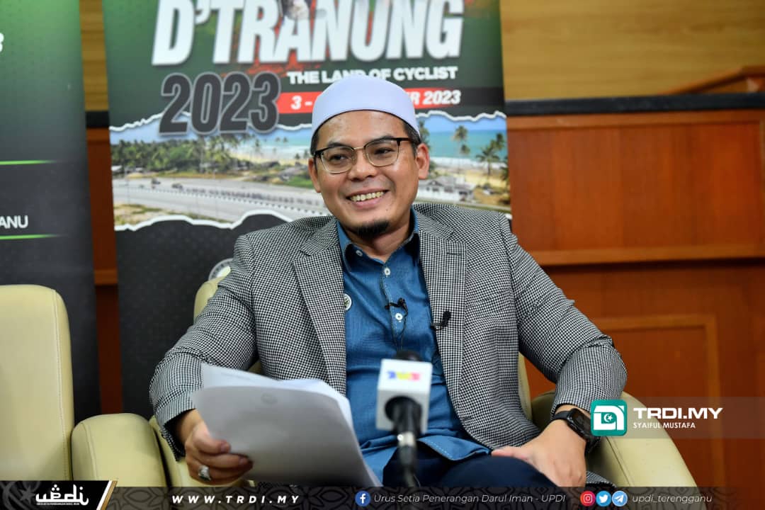 'Jangan Main Politik Dalam Sukan'