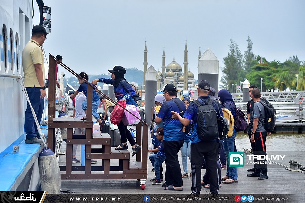 Pelancong Luar Puji Terengganu