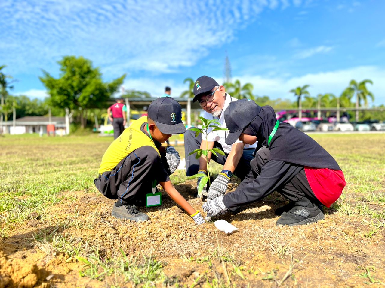 96 Pelajar Terpilih Duta Kelestarian Alam Sekitar INSTEP
