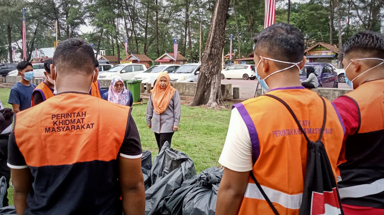 'Fly' Sekejap 'Tersangkut' Dua Tahun