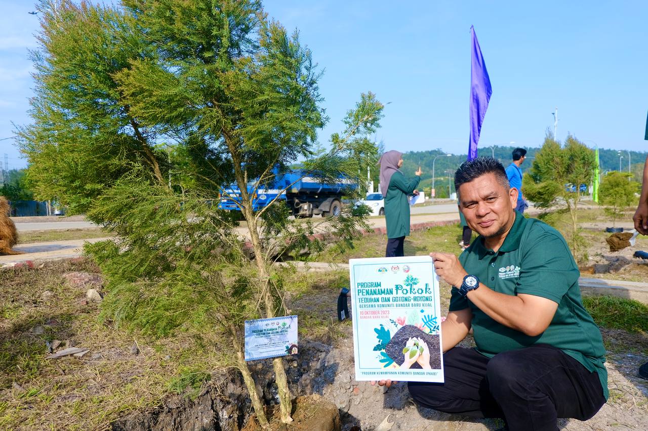 Kemaman Sahut Kempen Tanam 100 Juta Pokok