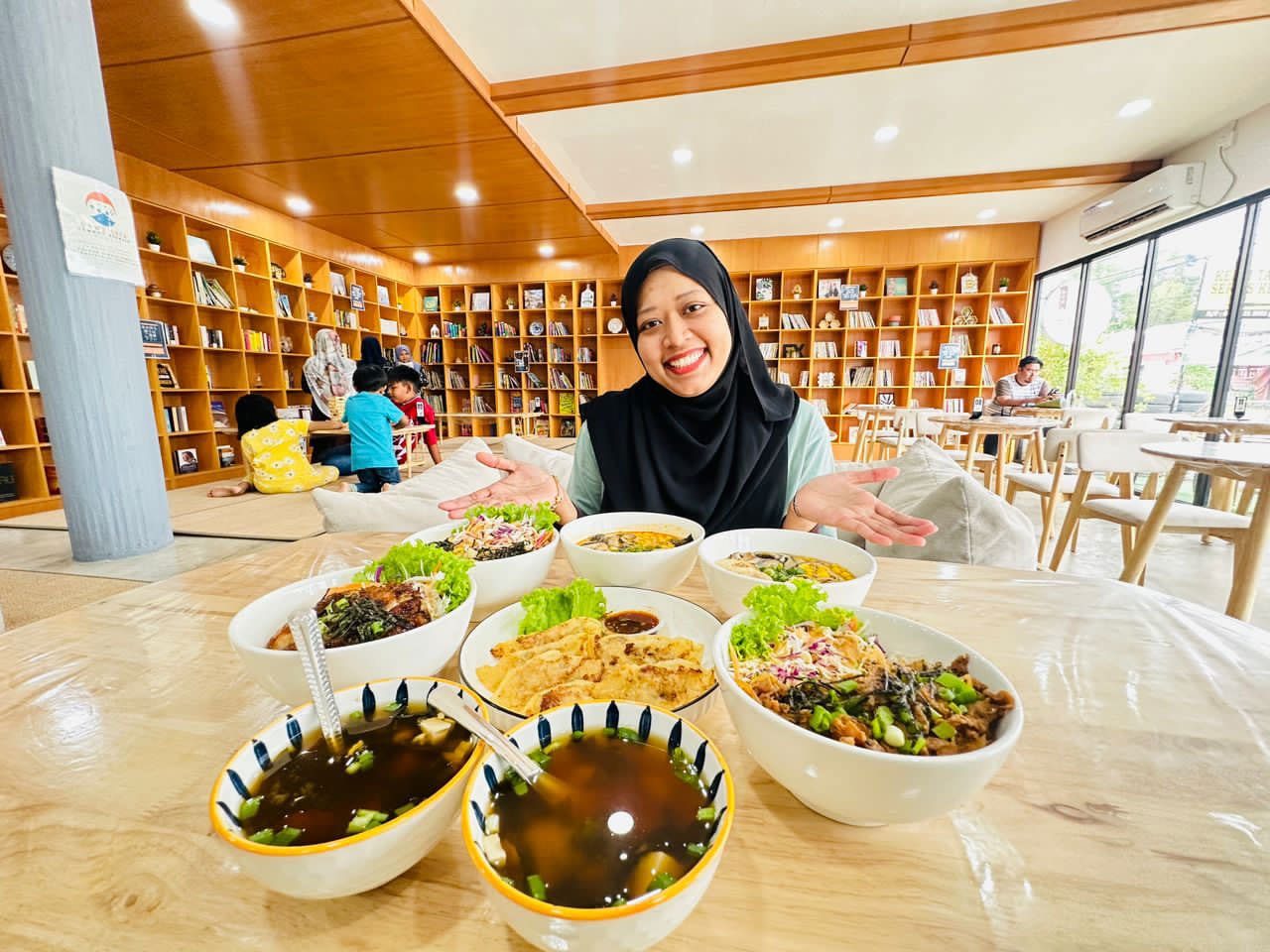 Zahon Cafe Tampil Gaya Jepun, Pertama di Terengganu