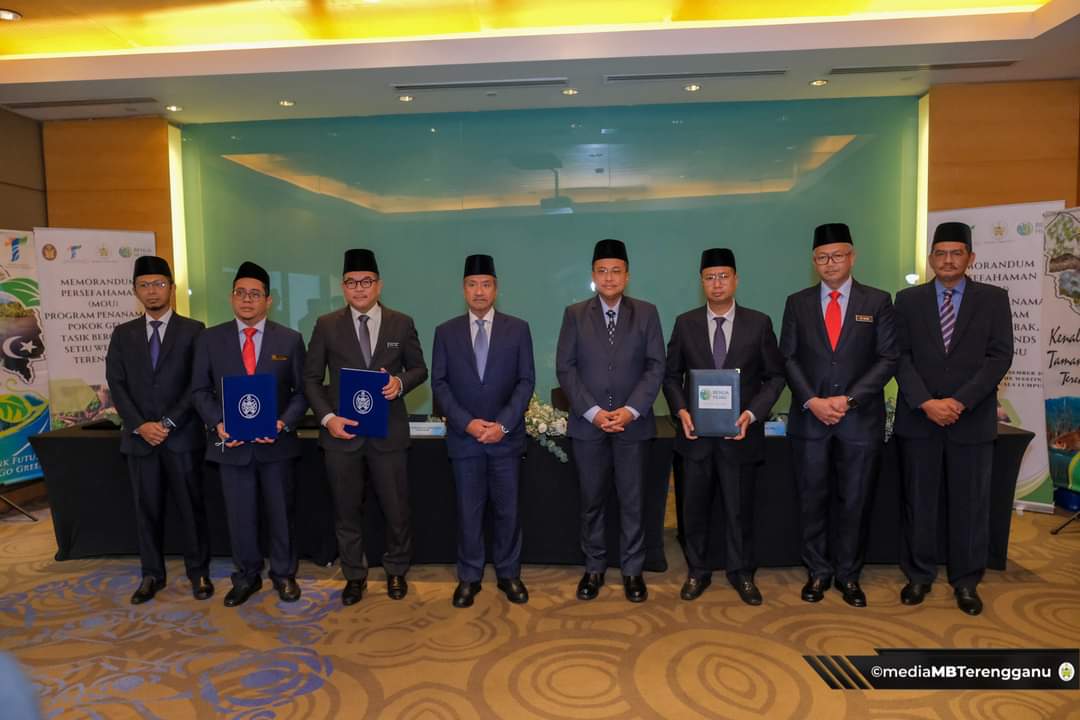 Sultan Mizan Berkenan Saksi MOU Projek Kelestarian Ekosistem Terengganu