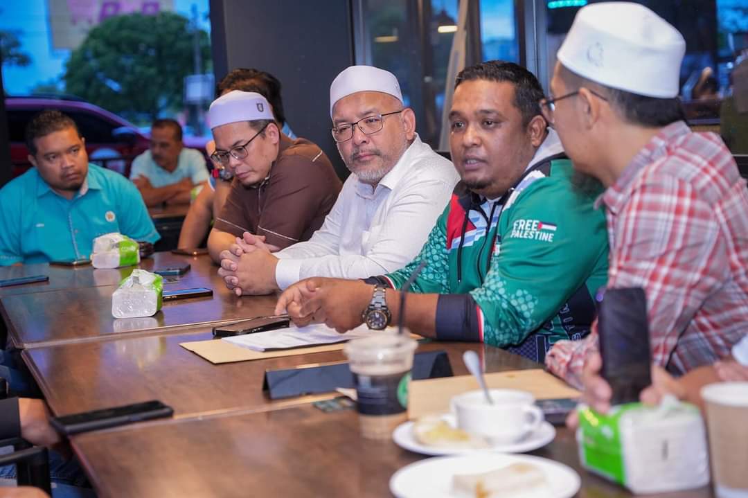 Exco Jumpa Peniaga Selesai Isu Parkir Rimba Square