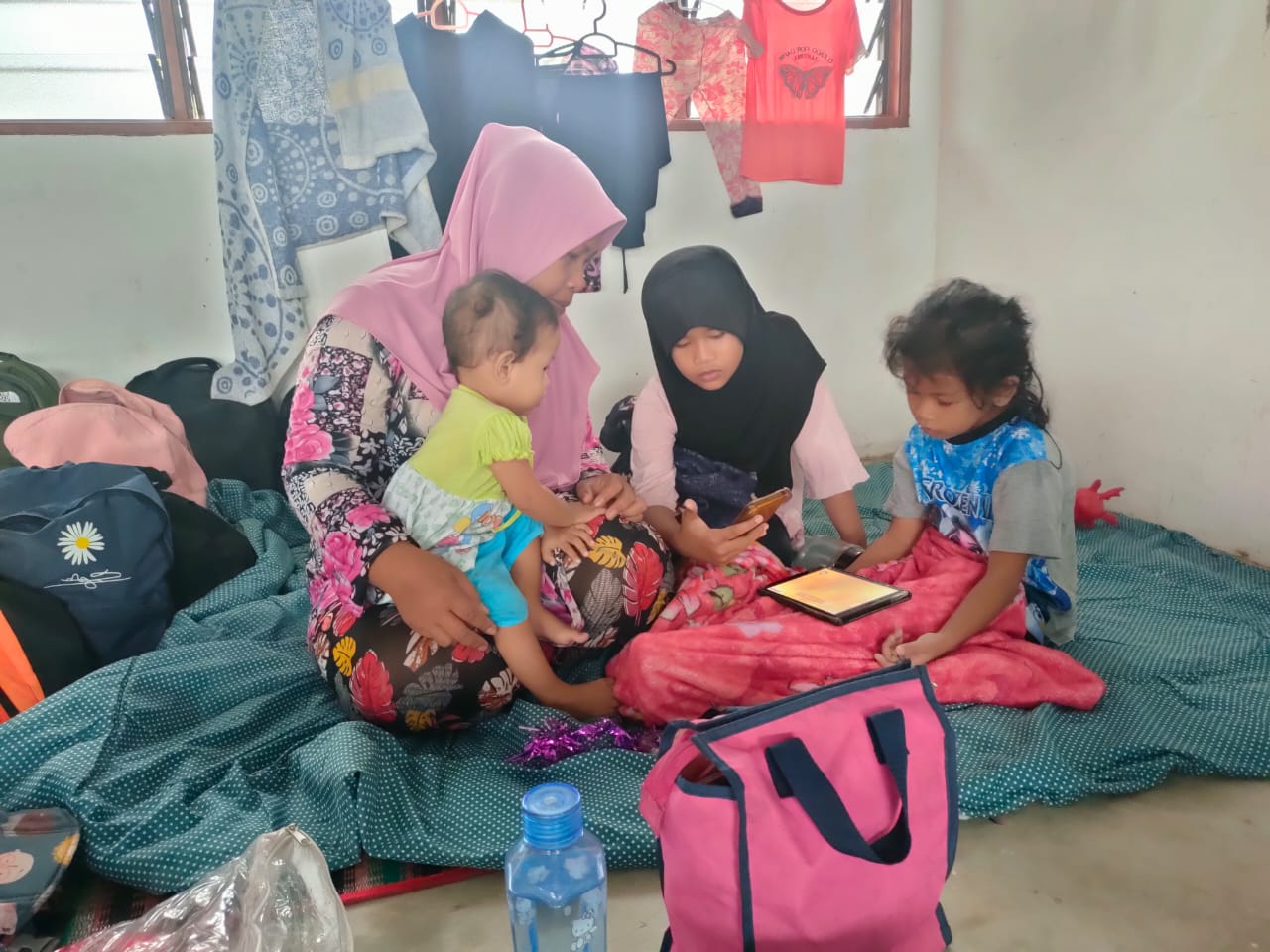 Ketukan Jiran Selamatkan Kami Sekeluarga