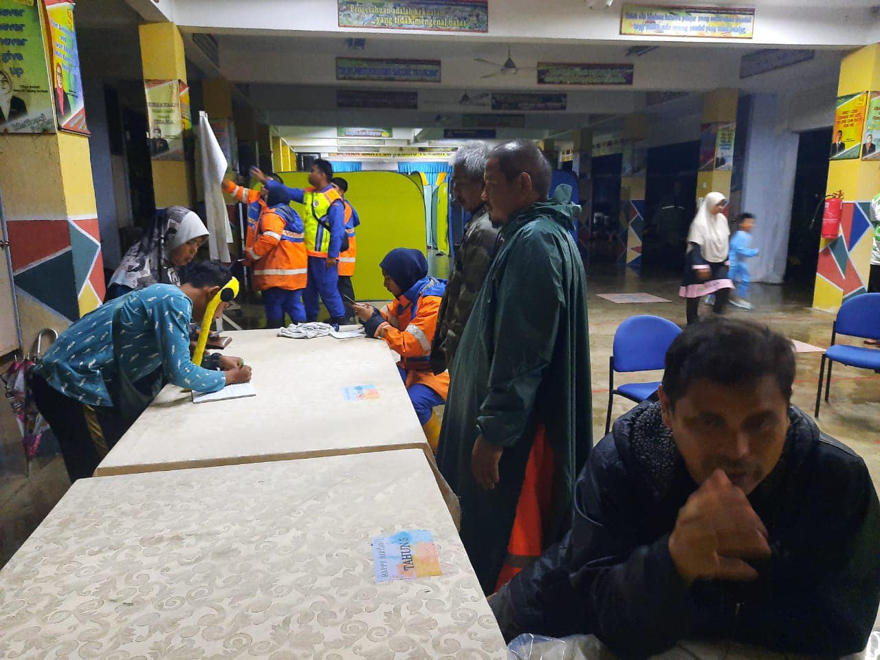 Tiga PPS DUN Paka Dibuka