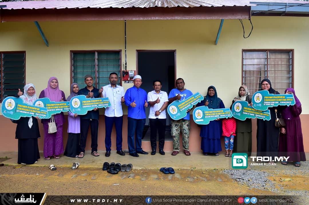 Tujuh Keluarga Terima Rumah daripada Kerajaan Terengganu