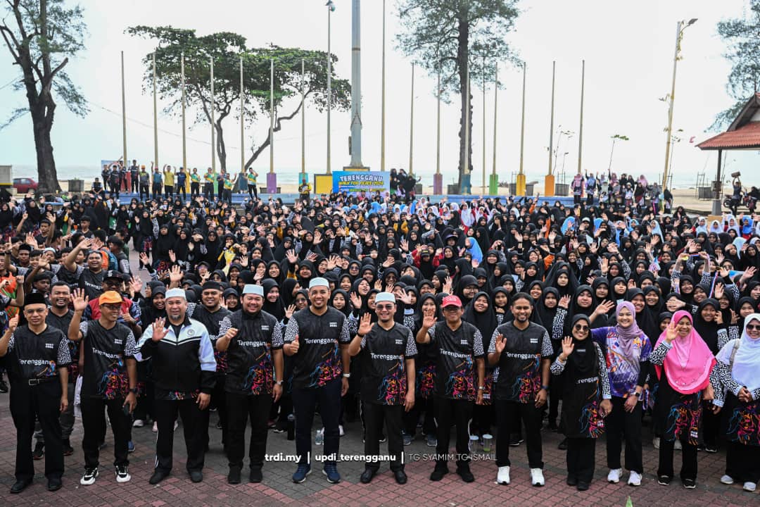 'Walk For Peace' Tarik 1,400 Peserta
