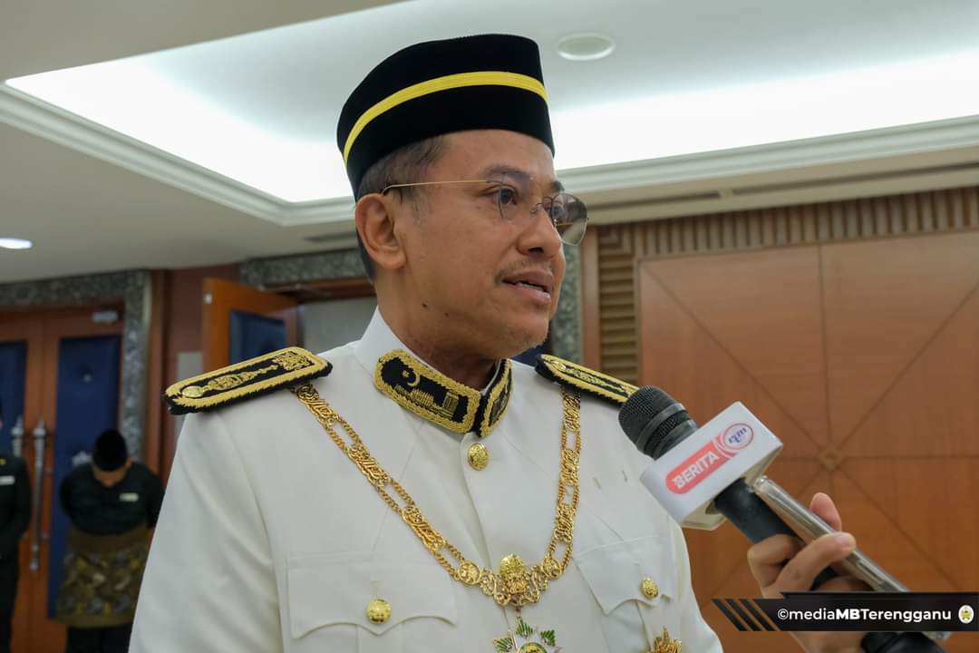 Kurangkan Politiking, Hormati Peranan Negeri