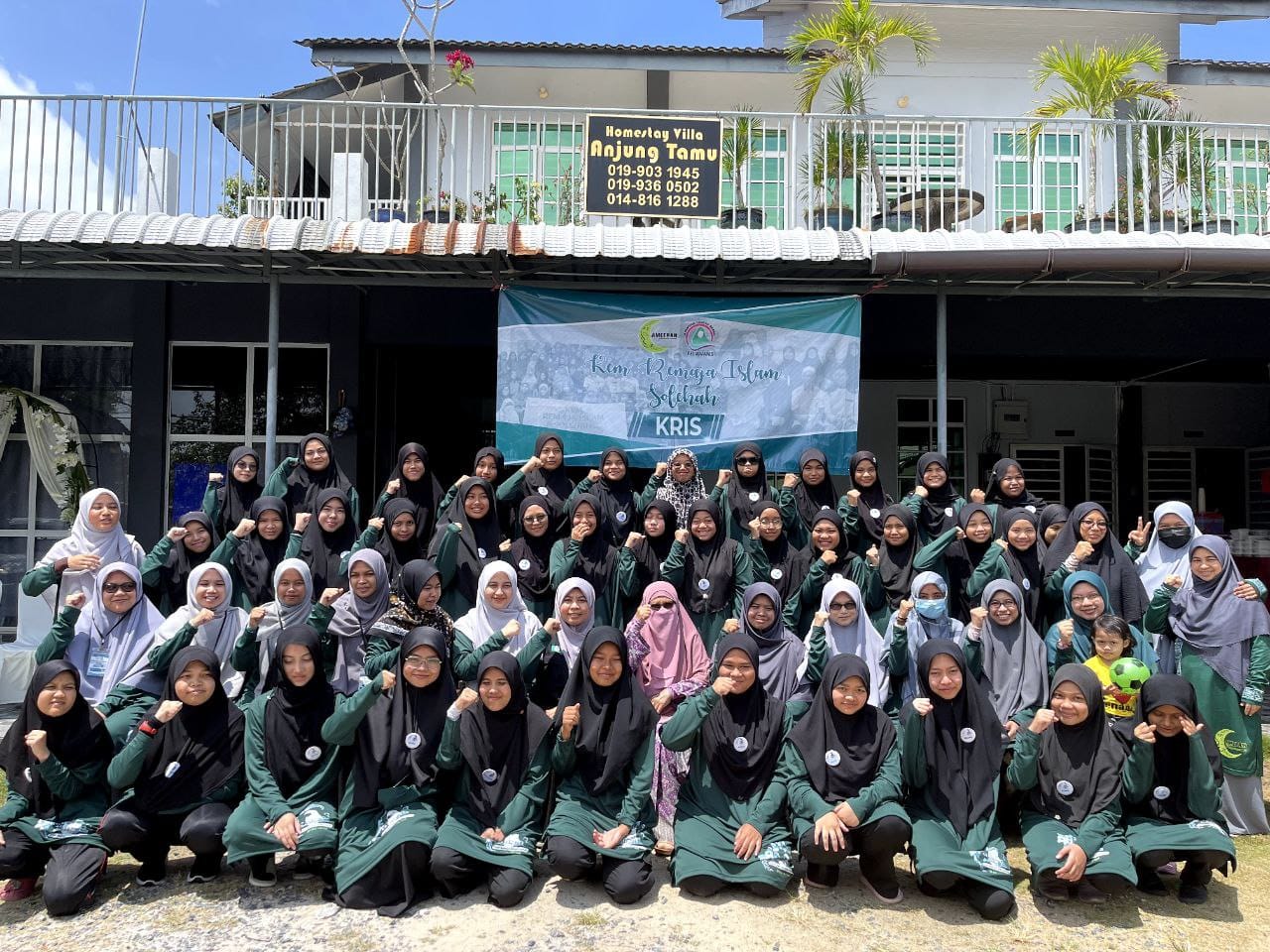 Remaja Muslimah Harapan Ummah