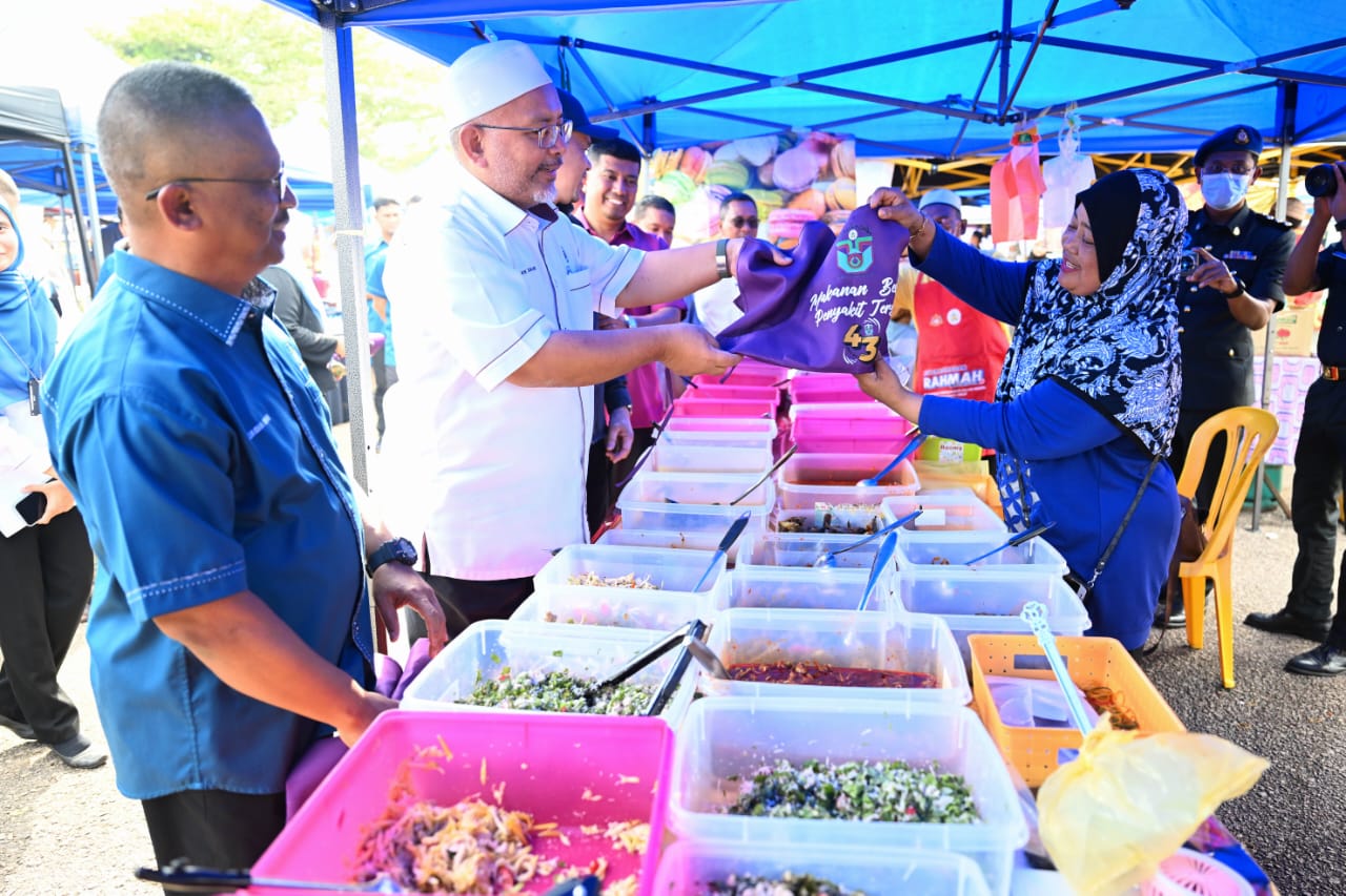 Elak Jual Makanan Basi di Bazar Ramadan