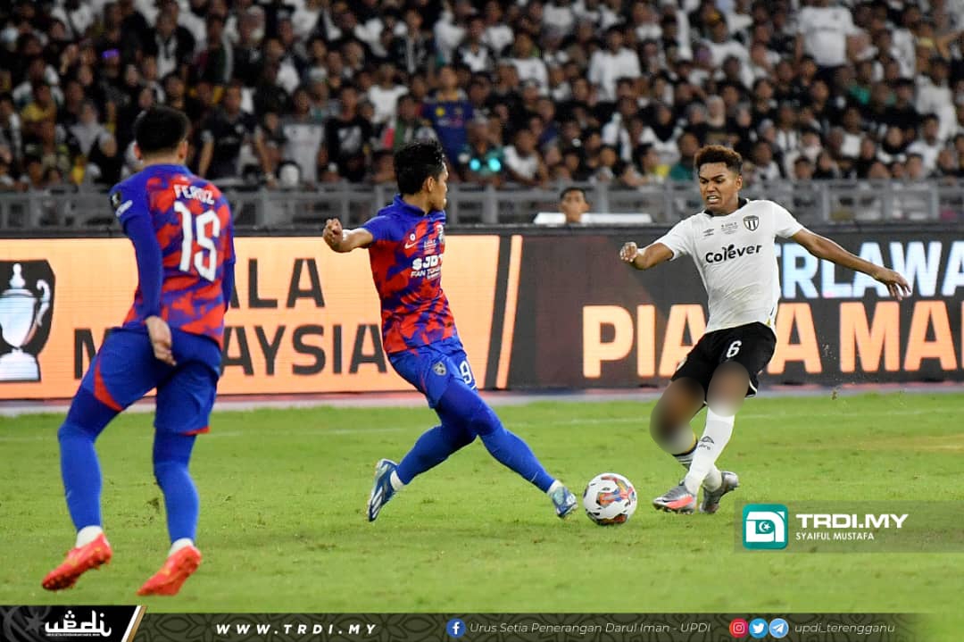 Azam Azmi Dinobat Pertahanan Terbaik Tewaskan Duo JDT