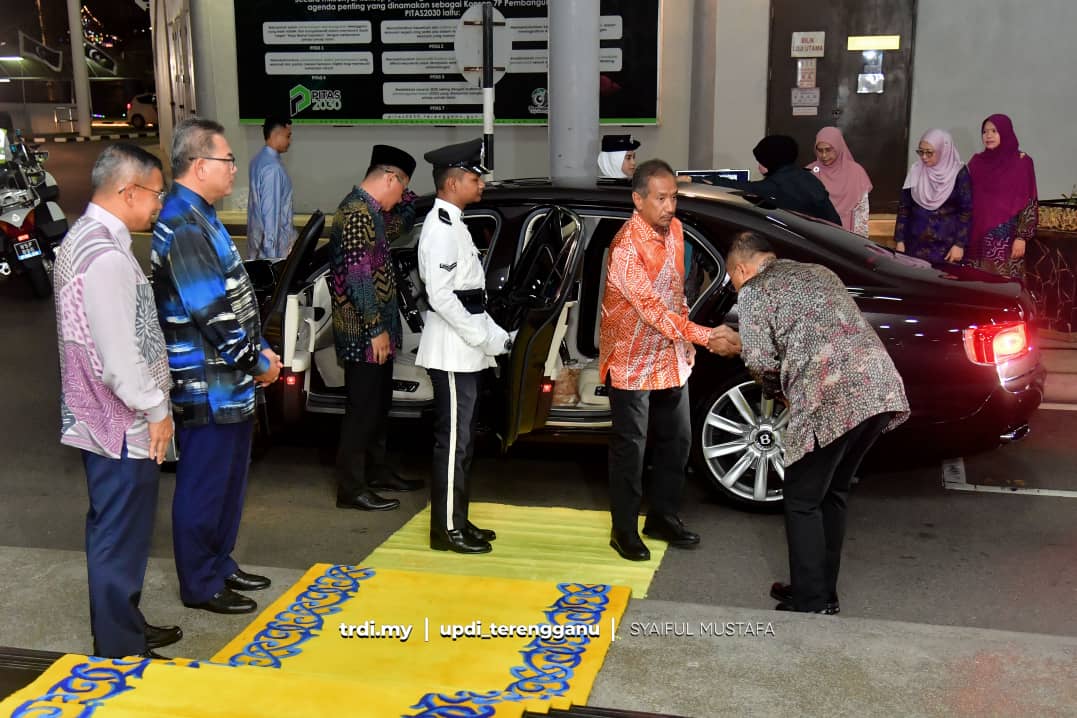 Sultan Terengganu Berkenan ke Jamuan Negeri