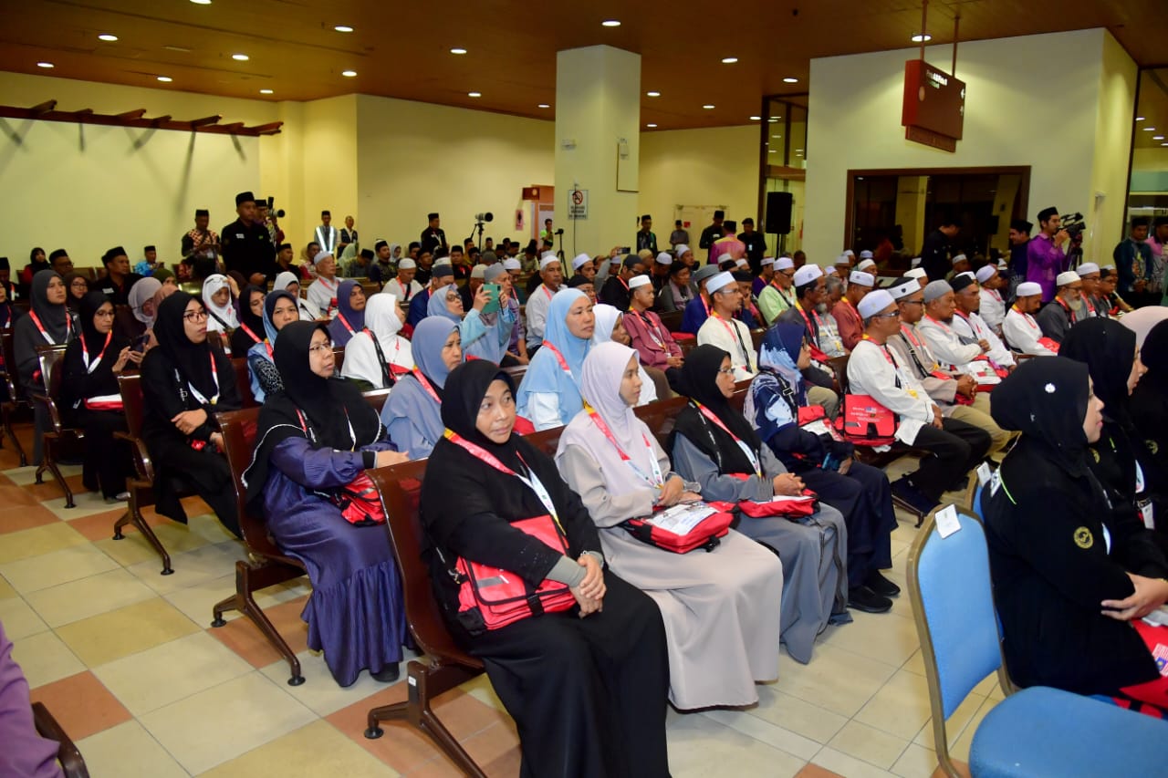 139 Jemaah Haji Terengganu Berangkat ke Tanah Suci