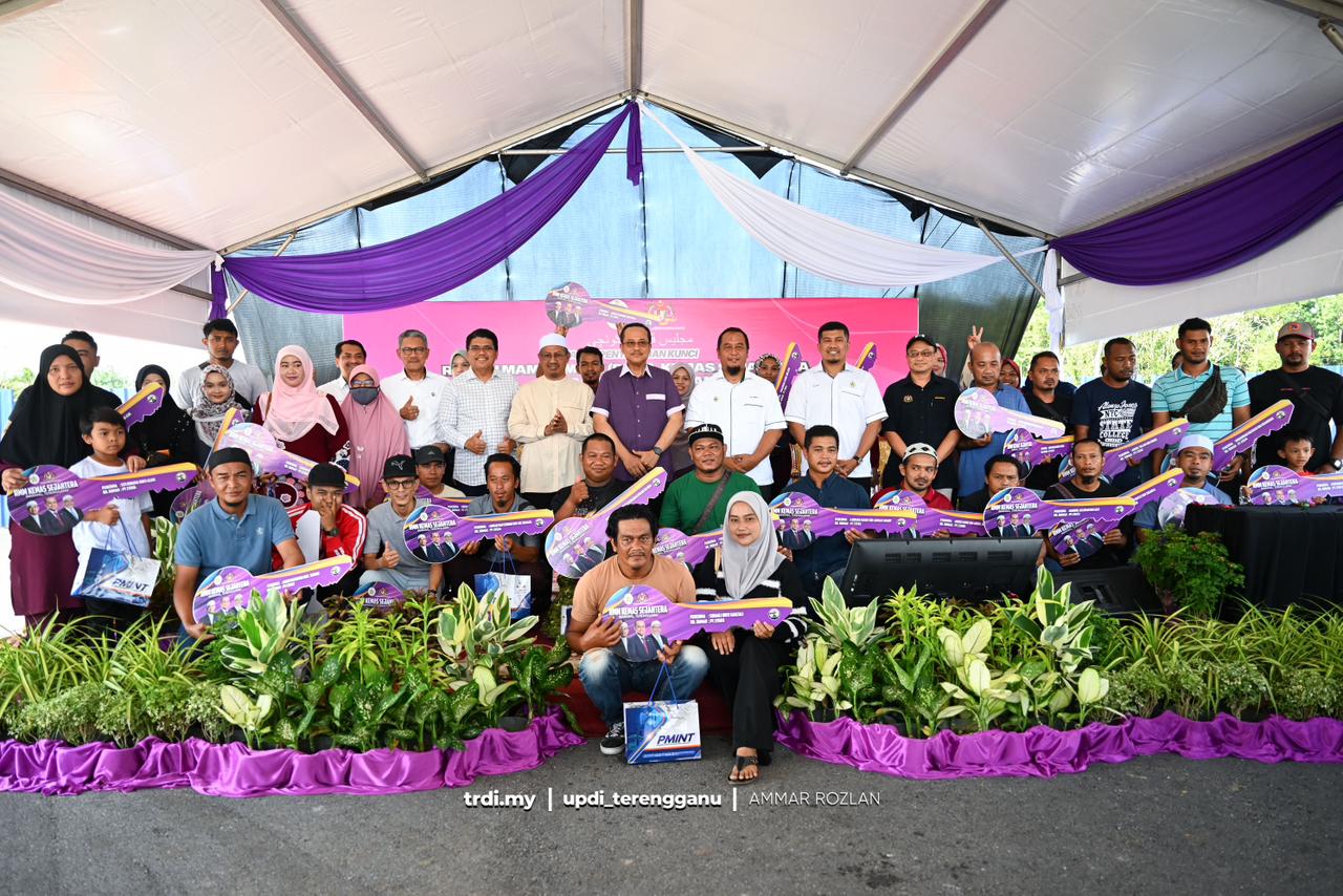 Peserta Projek RMM Kemas Sejahtera Terima Kunci