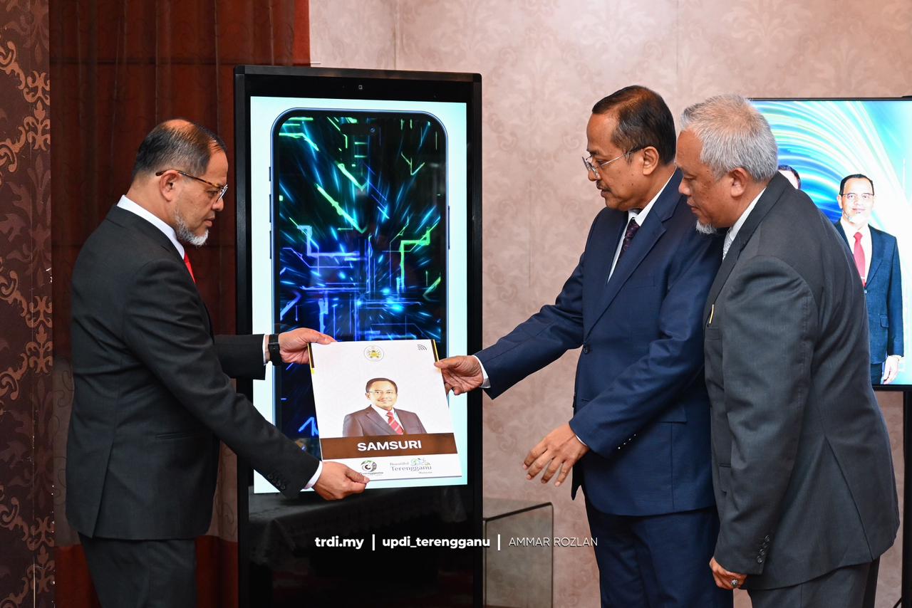 Terengganu Antara Negeri Terawal Perkenal Kad Perniagaan NFC