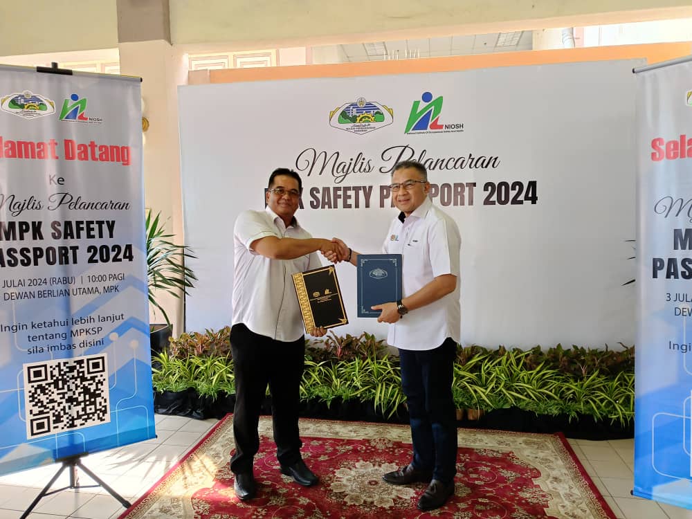 Majlis Perbandaran Kemaman PBT Pertama Laksana Pasport Keselamatan