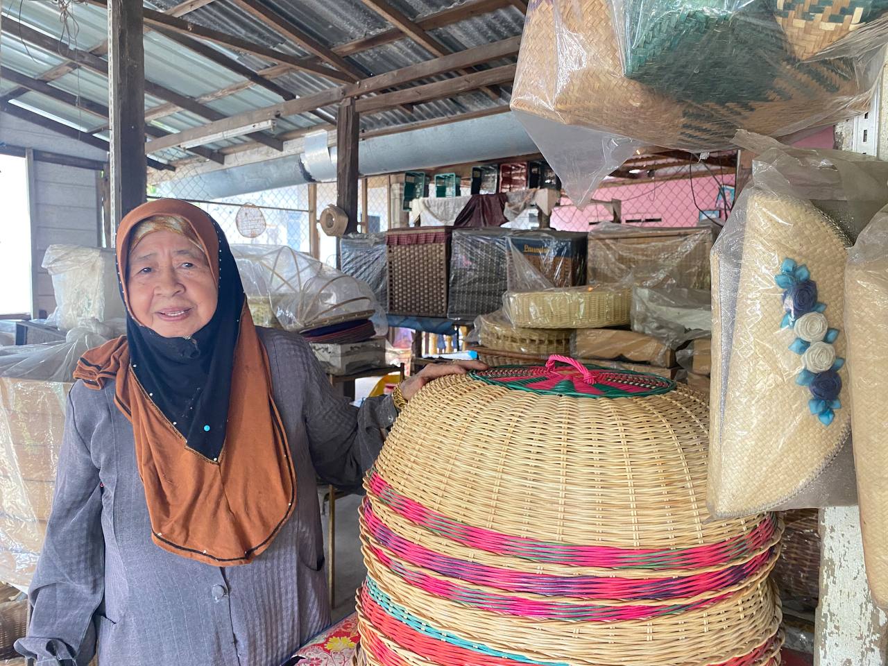 Usahawan Kayu Rotan Masih Relevan