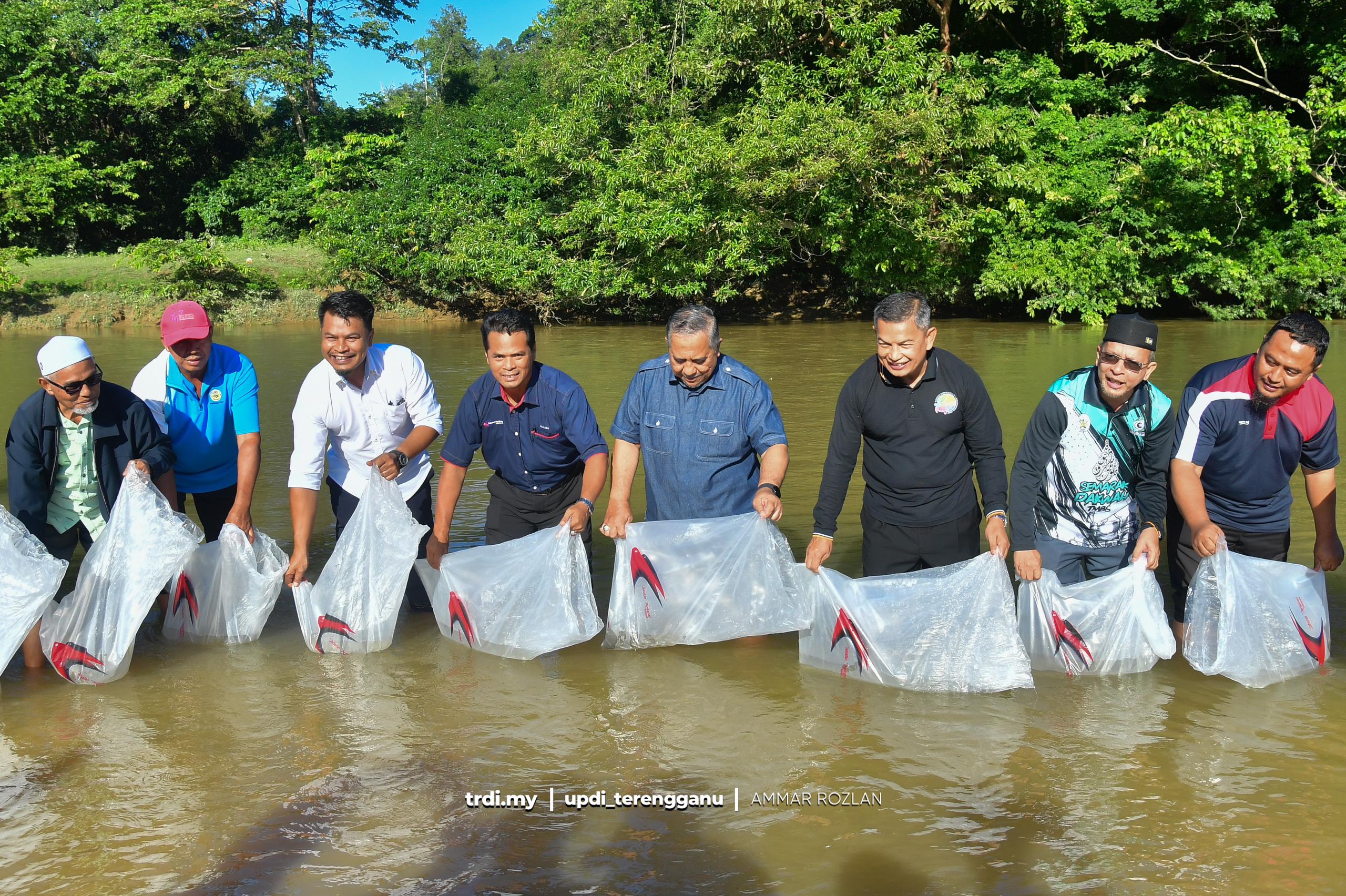 Sasar Lepas 500,000 Benih Ikan Tahun Ini