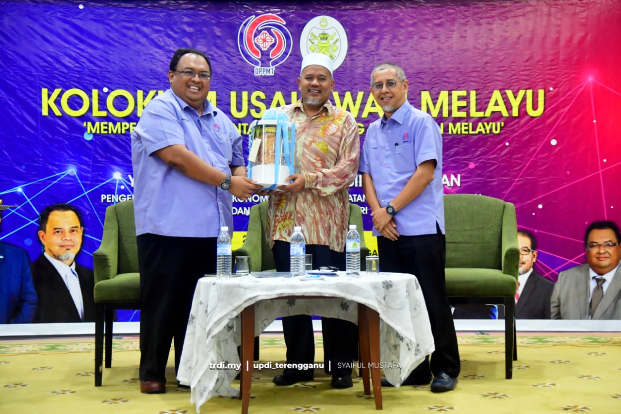 Kerajaan Negeri, DPPMT Anjur Kolokium Bangun Usahawan Melayu