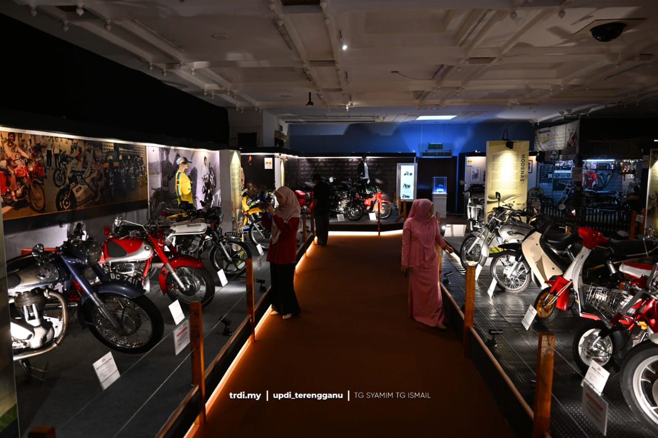 ‘Usikan’ Motosikal Klasik dan Retro Kini di Muzium Negeri