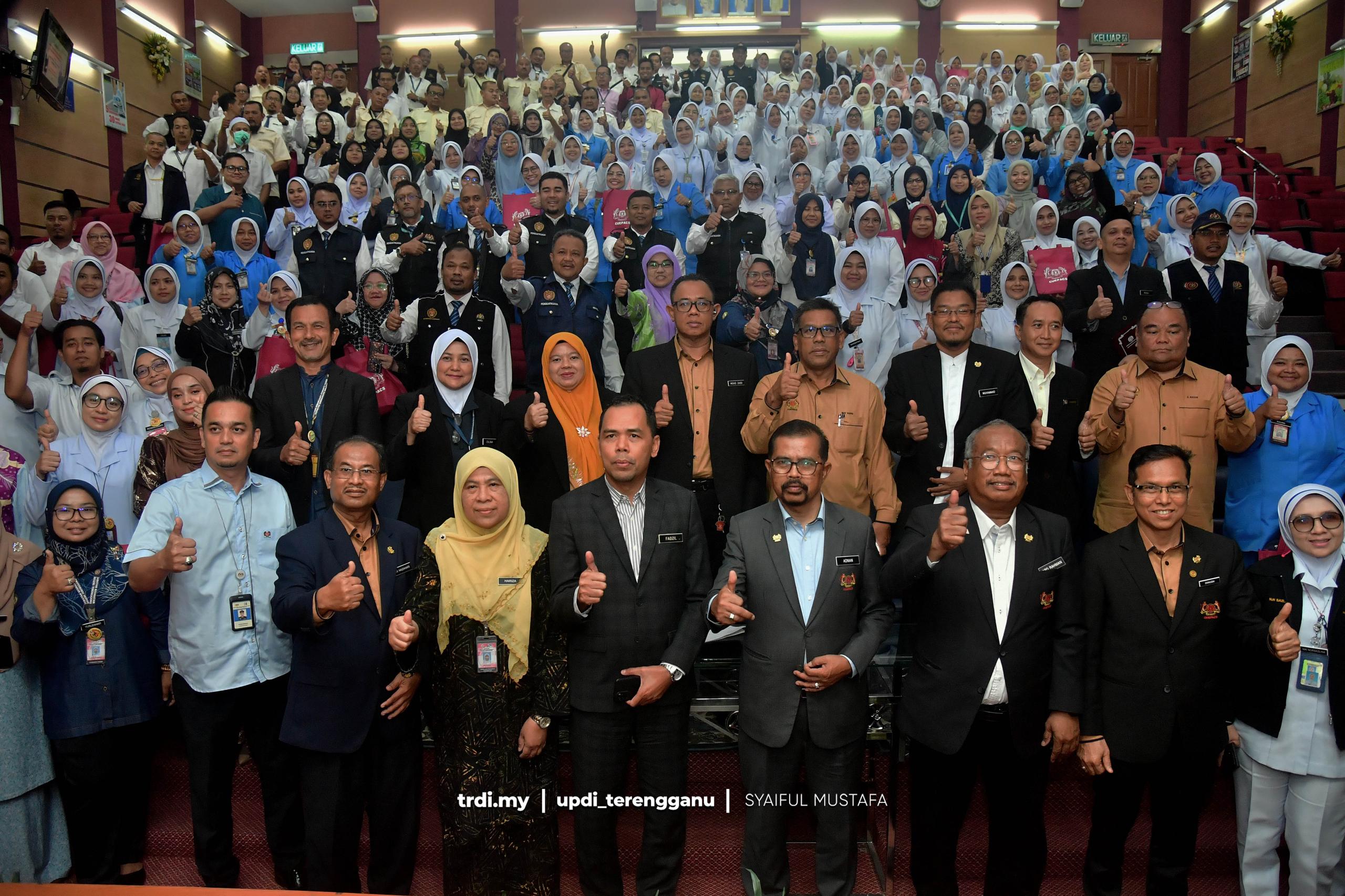 Penjawat Awam Disaran Tingkatkan Produktiviti Selaras Kenaikan Gaji