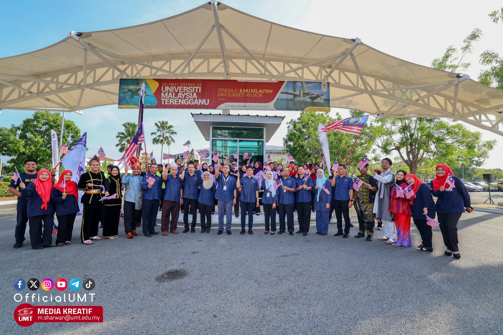 UMT Lancar Kempen Kibar Jalur Gemilang